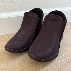 Arcopedico Ankle Boots Burgundy US Sz 5.5 EU 36 Ultra-light Premium Comfort